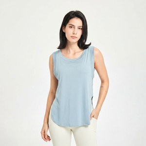 Débardeur de sport ample et léger pour femme, sans manches, avec fentes latérales et ourlet incurvé, idéal pour le yoga, la course et l'entraînement – Vente en gros - Product Image 1