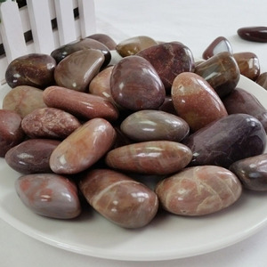 Wholesale Different Sizes Cobbles &amp; Pebbles High Polished Red Pebble <strong>Stone</strong> <strong>Decorative</strong> Landscape <strong>River</strong> <strong>Stone</strong> - Product Image 2