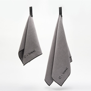 Toalla de golf Jiemeirui de microfibra de 38x61 cm, magnética, de secado rápido, absorbente de sudor, para palos y pelotas - Product Image 4