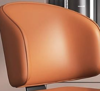 Chaise de salle à manger moderne en similicuir rembourrée, dossier semi-enveloppé incurvé, pieds en métal noir pour salle à manger et cuisine