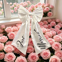 Grande arche florale de mariage en satin blanc de luxe avec nœud décoratif pour la cérémonie de mariage, la fête et la décoration de fond