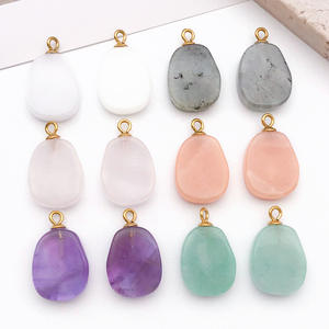 Colgantes de Piedras Preciosas Pulidas y Rodadas de Amatista Natural y Cuarzo Rosa Hechos a Mano para Accesorios de Llavero y Decoración de Mochilas - Product Image 2