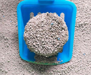 2025 Geruchsstopper Stark Staubfrei 100% Natürliches Natrium-Katzenstreu Klumpendes Premium-Bentonit-Katzenstreu - Product Image 1