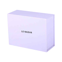 Boîte de papier en carton rigide à fermeture magnétique pliable avec logo personnalisé Boîtes d'emballage cadeau avec anneau en mousse insérée