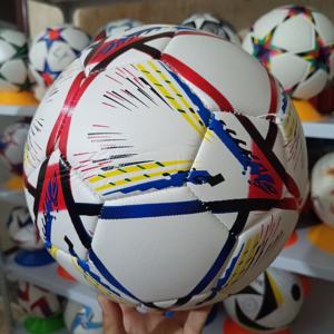 Balón de Fútbol de 4 y 5 Tallas, Balón de Entrenamiento, Balón Oficial de Liga, Calidad Original Molten, Balón de Fútbol de Alta Gama - Product Image 1