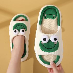 Pantoufles d'hiver pour femmes, pantoufles en EVA avec animaux en peluche, pantoufles de dessin animé, pantoufles d'intérieur et d'extérieur, pantoufles en peluche de coton et de lin, pantoufles grenouille - Product Image 4