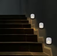 Lumière de nuit à détecteur de mouvement, lumière LED pour escalier, lot de 3, piles AAA, montage mural sans fil pour porte, entrée, couloir, moderne