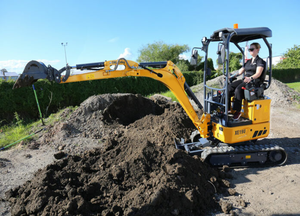 Miniexcavadora XE19U de 1.9 Toneladas con Giro Cero, Orugas Telescópicas, Motor Kubota D1105, Excavadora Hidráulica Compacta de Alta Fuerza de Desgaste - Product Image 4