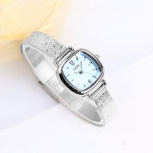 Reloj de Mujer con Diseño Elegante para Regalo de Navidad, Resistente al Agua, con Correa de Acero Inoxidable y Movimiento de Cuarzo - Product Image 1