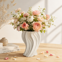 Vase à fleurs en céramique blanc mat, sculpture torsadée, texture ondulée, style nordique, décoration d'intérieur ARM LVG