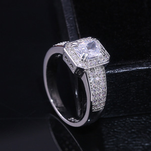 Anello di Lusso da Sposa per Donne, Elegante Stile Occidentale, Accessorio per Proposta di Matrimonio, Regalo - Product Image 4