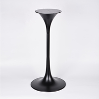 Noir Rond Intérieur Trompette Saarinen Tréteau Table Bases