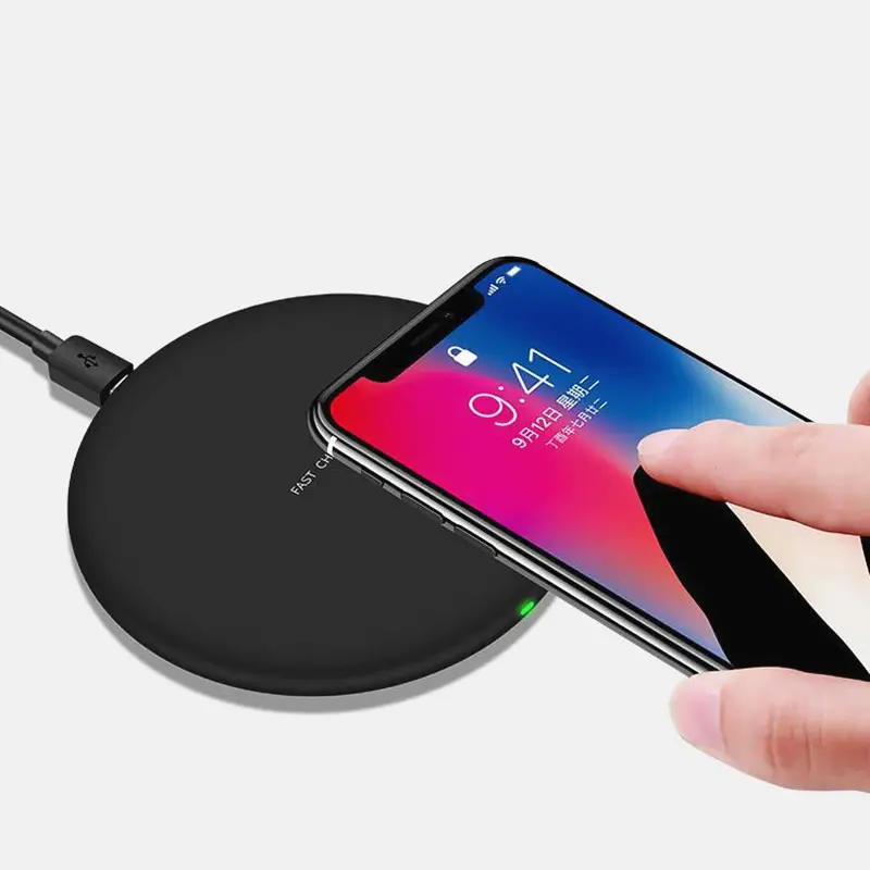 Drahtloses wiederauf lad bares Handy-Ladegerät Neues rundes Mini-Ladegerät Universal Wireless Charger