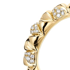 แหวนเงินแท้ 925 ชุบทองคำขาวประดับเพชร CZ ทรงพีระเมด ดีไซน์หรูหรา - Product Image 4