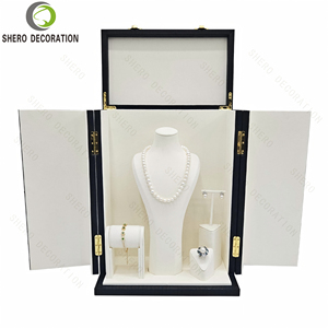 Juego de Joyería de Alta Gama con Caja Exterior, Pulsera, Aretes, Anillo y Collar, Venta al por Mayor y al Detal Directo de Fábrica - Product Image 1