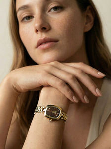 Montre CILOA de haute qualité pour femmes, style rétro, ronde, dorée, personnalisable, haute couleur, étanche, à quartz, petite montre pour femmes - Product Image 4