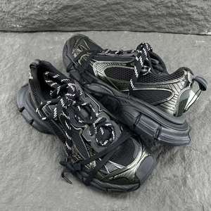 Chaussures de course rétro décontractées pour hommes Runner Designer Top Quality Track 3.0, chaussures de course de style décontracté pour hommes - Product Image 5