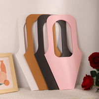 Sac à main élégant en papier artistique avec fermeture magnétique |   Emballage personnalisé en relief pour mariages, fêtes, fleuristes, cadeaux