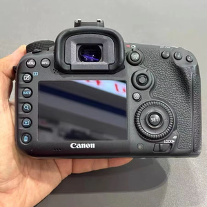 EOS 7D2 Original <strong>Canons</strong> Second hand Used <strong>Camera</strong> DSLR Professional Digital <strong>Camera</strong> with battery and battery charger - Product Image 6