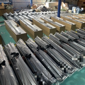 KQD - Juego de 4 Protectores de Umbral de Puerta Antiarañazos de ABS con Luz LED para Yaris, Más Vendidos - Product Image 2