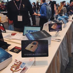 شعار مخصص مطبوع ، Mhz آمن NFC Mini Tag CR80 حجب RFID PVC PET مواد ورقية مقاومة للماء نموذج ISO للاستخدام الفندقي - Product Image 3