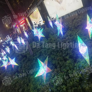 Ornements de Noël personnalisés en diamant irisé avec lumières pour centres commerciaux, hôtels, événements et décorations suspendues de fêtes - Product Image 3