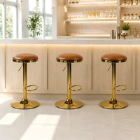 Tabouret de bar pivotant moderne et compact, siège rond en tissu doux, base en métal doré poli, repose-pieds pour bar à domicile, salle à manger