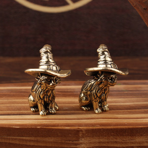 Figura Decorativa de Gato Mágico en Latón, Adorno de Escritorio con Acabado Antiguo, Juguete Decorativo para el Hogar, Estatuilla - Product Image 3