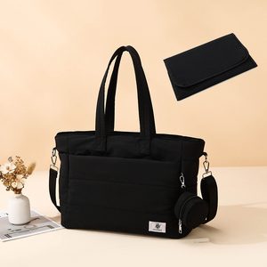 Bolso de Mano Portátil con Bolsillo Exterior para Laptop - Bolso de Hombro Acolchado Compatible con Laptop - Bolso Tipo Tote Resistente al Agua - Product Image 1
