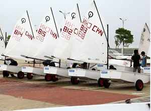 Veleros de Fibra de Vidrio Versión Base OP para Jóvenes, Competición Profesional y Entrenamiento, Veleros Pequeños - Product Image 3