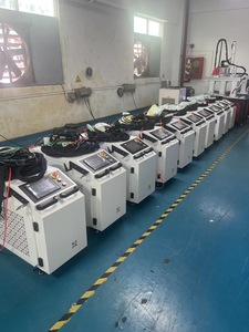 Laser 1500W Soudeuse laser portable Machine de soudage laser Dissolvant de rouille laser 4 en 1 Laser. - Product Image 6