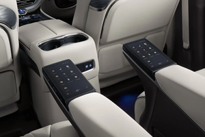 Vehículos BYD Hiace 7 disponibles para venta inmediata en el almacén de Nansha, China, para exportación global. - Product Image 3