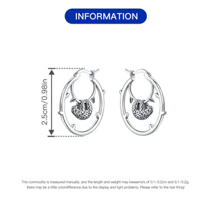 Boucles d'oreilles créoles pour femmes, en laiton blanc, motif paresseux, originales, haut de gamme, pour la vente en gros - Product Image 2
