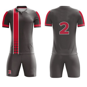 ชุดฟุตบอลสั่งทำพร้อมโลโก้ขายส่ง ผ้าโพลีเอสเตอร์ 100% ระบายอากาศได้ดีและสวมใส่สบาย - Product Image 1