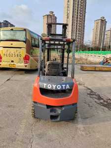 Équipement bon marché avec moteur diesel 3 tonnes pour les industries de la vente au détail et de la restauration 3 T chariot élévateur d'occasion de haute qualité - Product Image 4