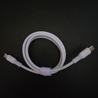 Grabado láser Clientes personalizados Logo TPE Materiales Lámina blindada Tipo C a C Cables de carga