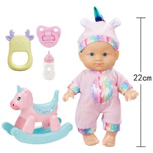 Ensemble de <span class=keywords><strong>poupée</strong></span> bébé EPT 22 cm avec cheval à bascule, adorable <span class=keywords><strong>poupée</strong></span> nouveau-né avec biberon, sucette et anneau de dentition pour fille - Product Image 1
