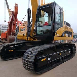 รถตักดินขนาดเล็กคุณภาพสูงของแท้จากญี่ปุ่น ยี่ห้อแคทเตอร์พิลลาร์ รุ่น CAT 330d สำหรับงานดินหนัก น้ำหนัก 30 ตัน พร้อมเครื่องยนต์ เกียร์ และปั๊ม ขาย - Product Image 6