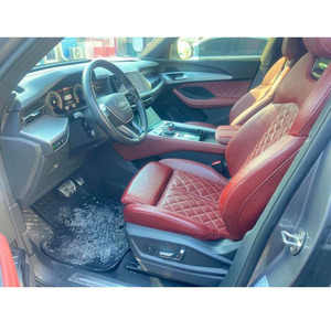 <span class=keywords><strong>Audi</strong></span> <span class=keywords><strong>Q6</strong></span> SUV Essence avec Assistance au Stationnement Intelligent, Accessoires d'Occasion, Pneus R20, Boîte Automatique, Conduite à Gauche, Intérieur Cuir Foncé Turbo - Product Image 3