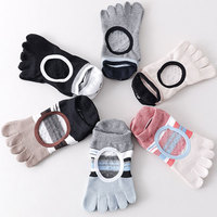 Chaussettes de yoga et de Pilates professionnelles à cinq doigts, antidérapantes, antibactériennes, respirantes, écologiques, avec revers et semelle, pour l'automne