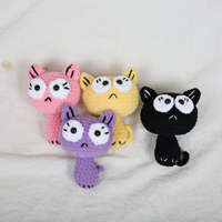 Al por mayor Juguetes de animales de ganchillo de hilo Kawaii, Llavero de ganchillo de gatito negro de la suerte tejido, Muñeco de ganchillo