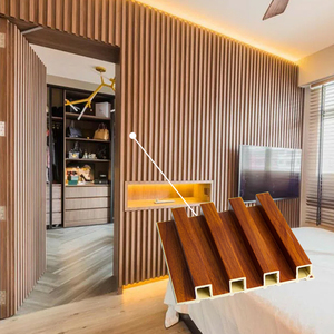 Revestimiento de pared moderno de grano de madera, decoración del hogar, panel de <span class=keywords><strong>WPC</strong></span> de listones ignífugos, panel de pared compuesto de plástico y madera - Product Image 1