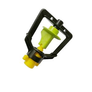 Microirrigatore Rotante a Telaio in Plastica Ecologica per Risparmio Idrico, per Coltivazioni Biologiche, Serre e Tubi dell'Acqua Domestici - Prodotto in Cina - Product Image 4