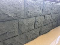 Panel Dinding Batu Palsu 3D PU Modern Ringan Poliuretan Warna Dapat Disesuaikan Tahan Api Tahan Air Untuk Penggunaan Dalam Ruangan