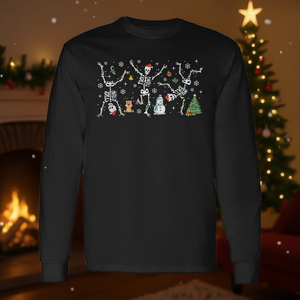 T-shirt à manches longues avec motif de squelette dansant pour Noël, design amusant pour les fêtes - Product Image 3