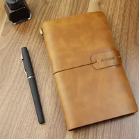 Cuaderno de cuero A5 hecho a mano, diario de viaje con espiral personalizable con bolsillos sueltos, encuadernación en L