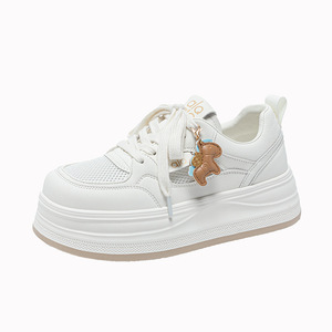 Nuevas Zapatillas Blancas Ligeras de Caña Baja 2026 con Cordones de Malla y Diseño Elevado - Product Image 5