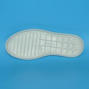 Semelles de chaussures en caoutchouc légères et personnalisables, antidérapantes et flexibles, chaussures de sport décontractées, bon prix avec possibilité de fabrication OEM - Product Image 4