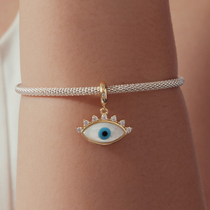 Amuleto de ojo chapado en oro con piedras de circonita y centro azul para regalo de joyería de moda unisex - Product Image 6