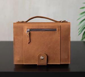 Handmade <span class=keywords><strong>Leather</strong></span> Bible Bag para As Mulheres Special Purpose Case com Alça Presente Cristão Personalizado - Product Image 3